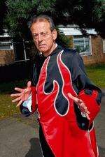 Leslie Grantham will play the Demon King in Mother Goose at Sevenoaks' Stag Theatre