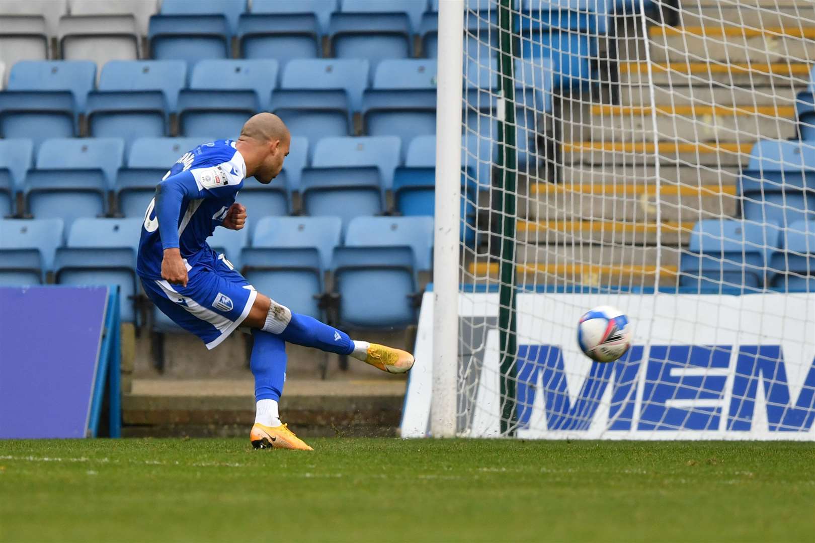 Jordan Graham converts from the spot against Charlton Picture: Keith Gillard (43223253)