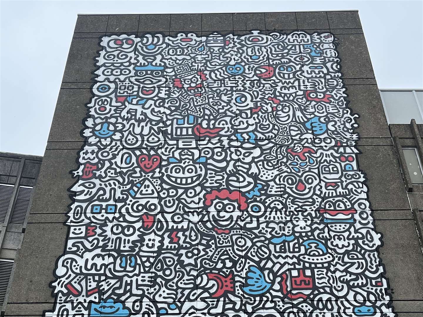 Mr Doodle has completed his mural in Ashford