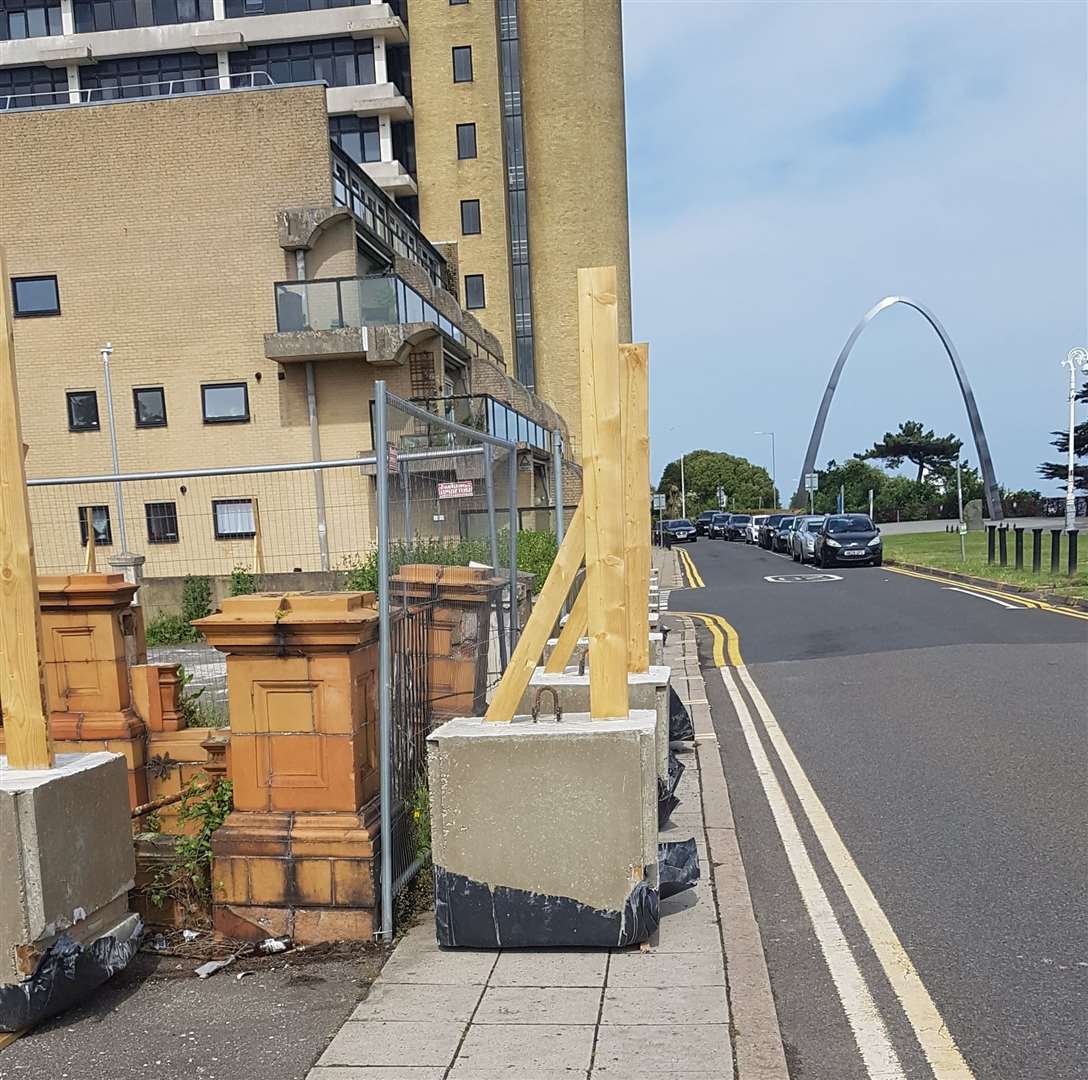 The pavement outside the Leas Pavilion has been blocked off, meaning people are having to walk into the road. Photo submitted by Jayl De Lara