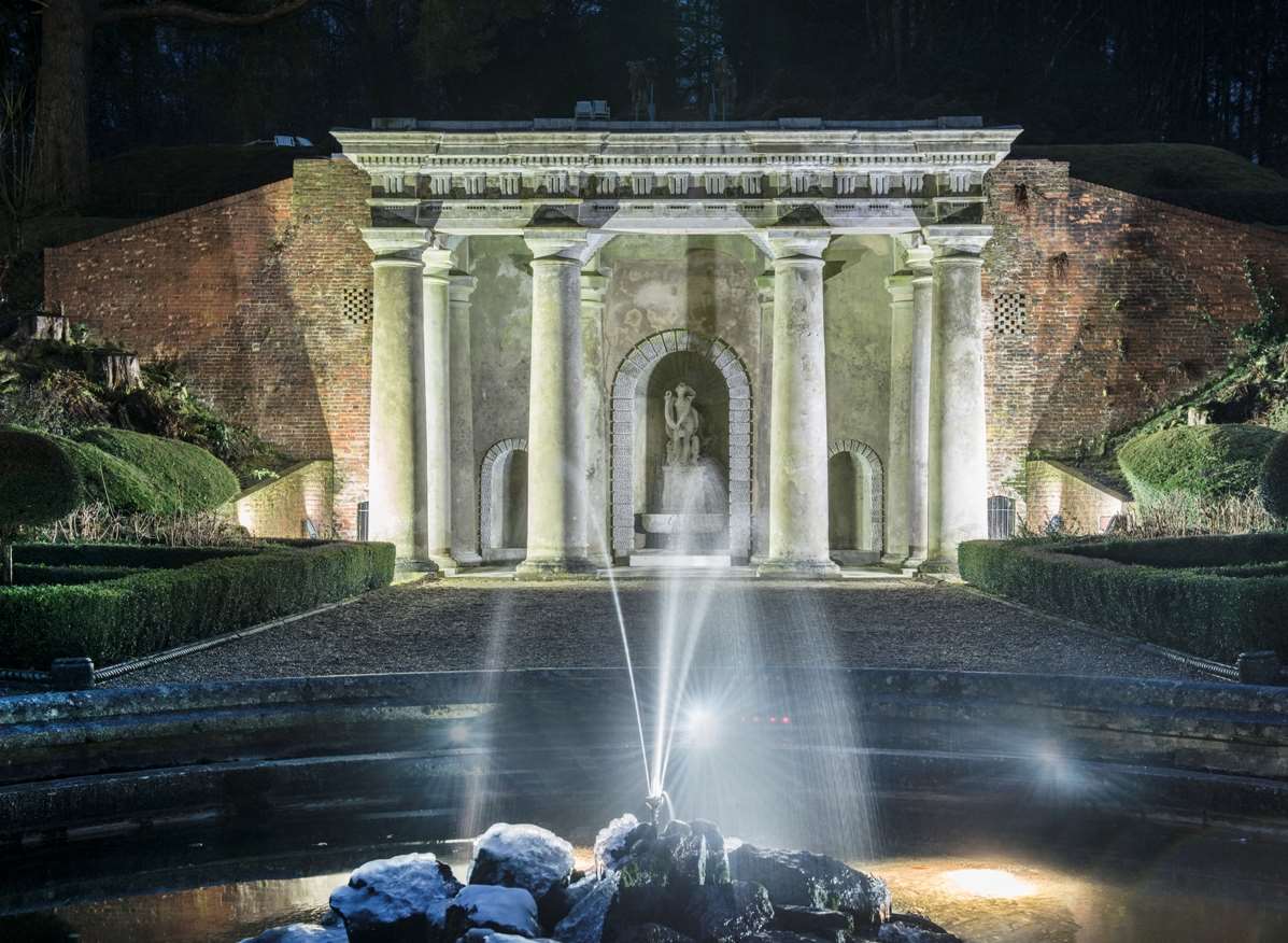 At De Vere Wotton House, modern styling, sophisticated heritage, Roman temples and impressive Italian gardens come together to provide the perfect setting for a weekend retreat