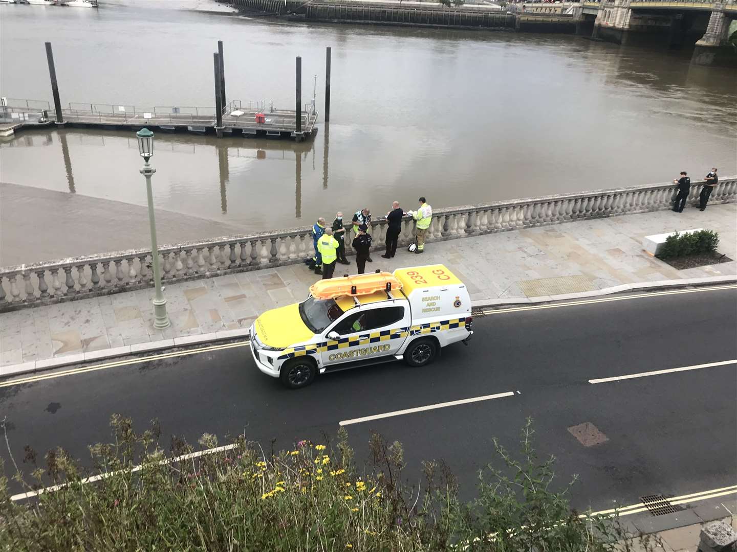 Body recovered after crews called to Rochester Bridge