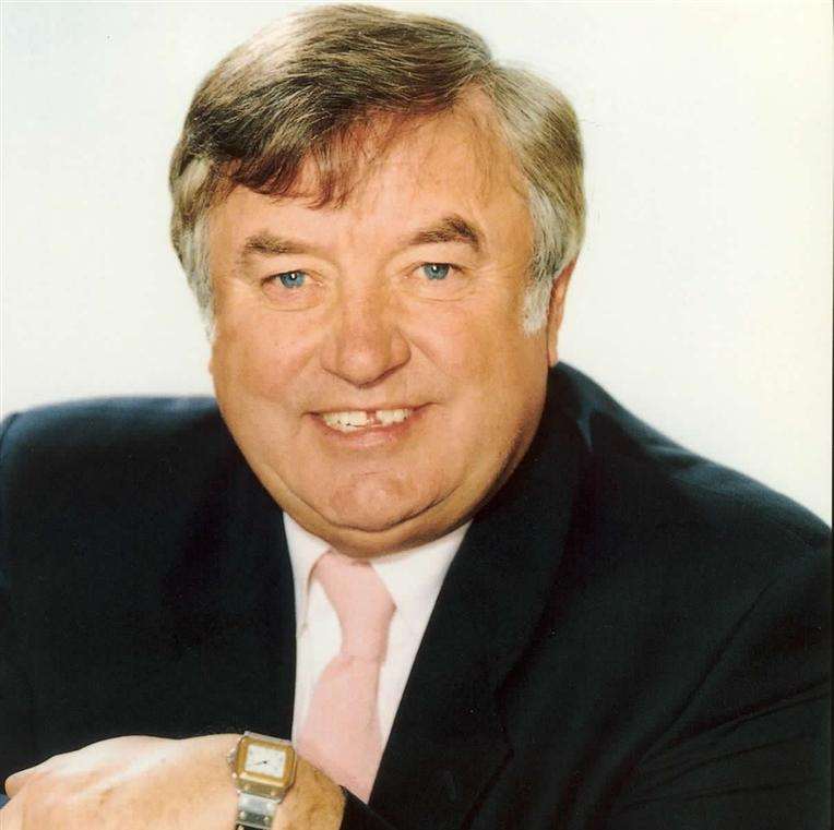 Comedian Jimmy Tarbuck