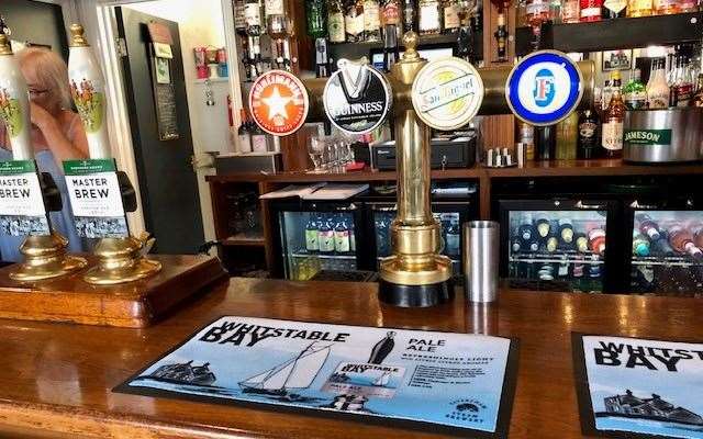 As traditional as it’s possible to be, the wooden bar, complete with brass fittings, is kept spotlessly clean by barmaid Lisa