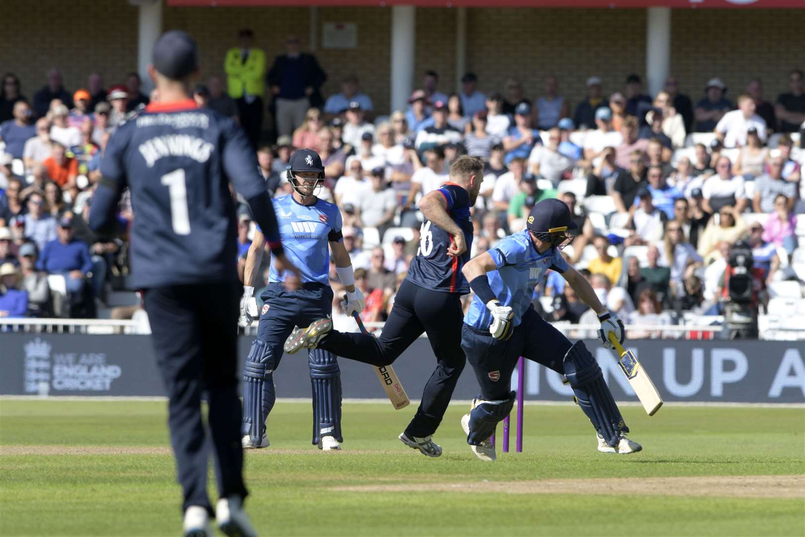 Confusion in the running between Joe Denly and Alex Blake. Picture: Barry Goodwin