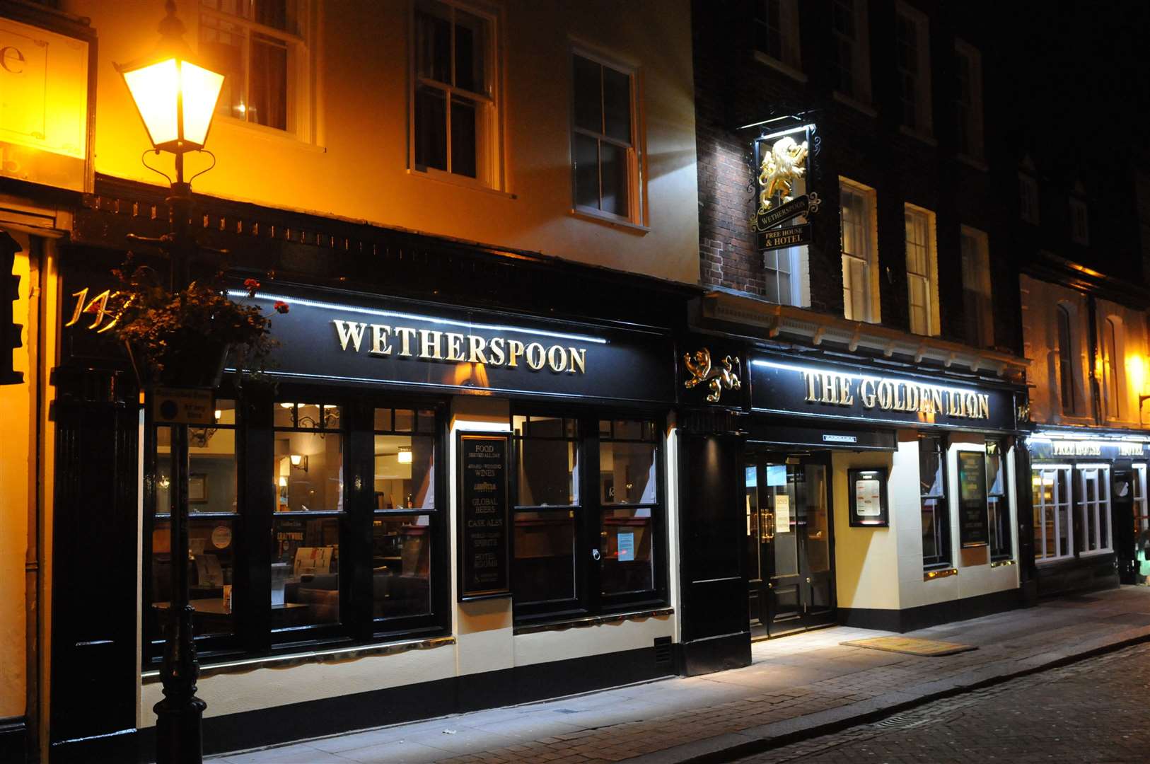 jd-wetherspoons-unveils-plan-for-safe-and-hygienic-reopening-of