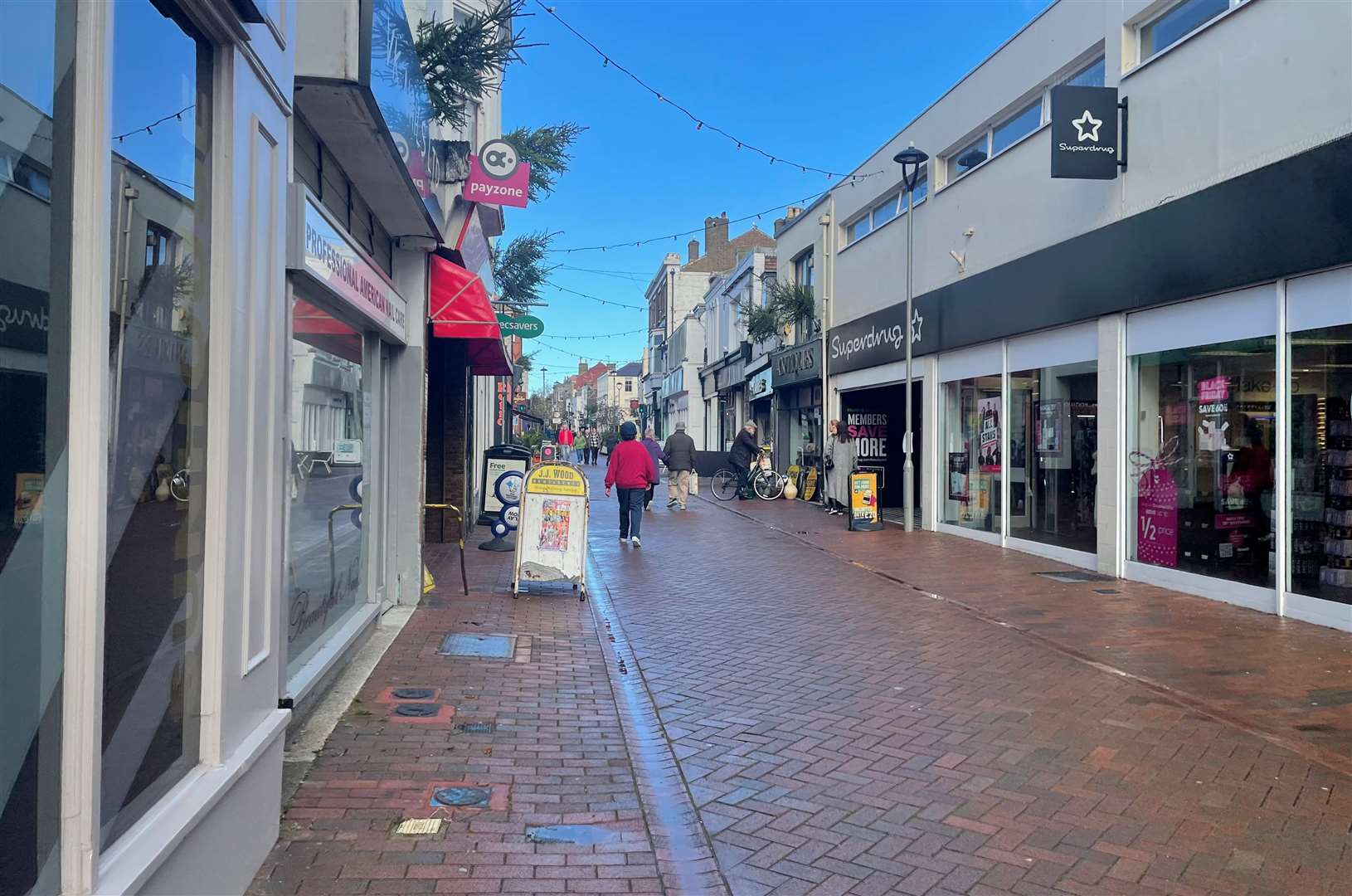 The disturbance happened in Deal High Street