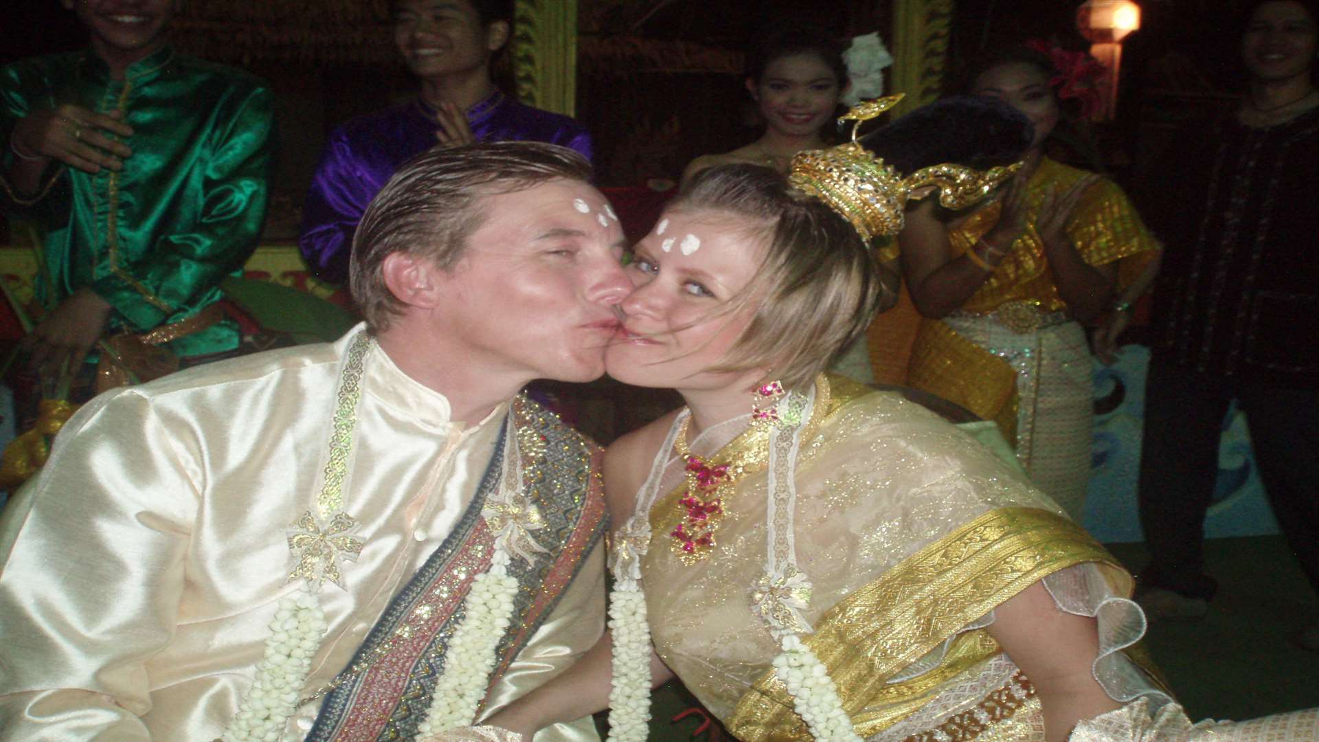 Tony and Larisa try their hand at a Thai wedding