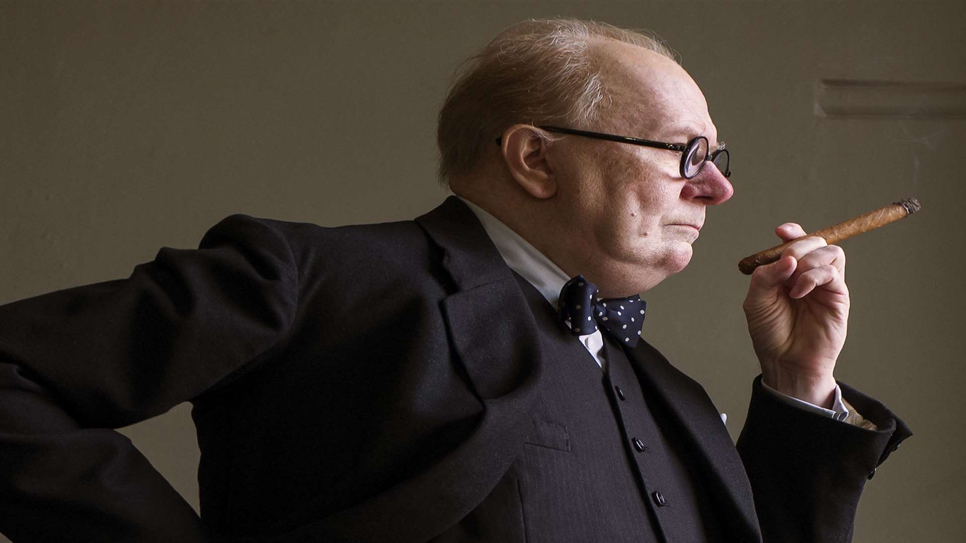 Darkest Hour starring Gary Oldman filmed in Kent at Chartwell in ...