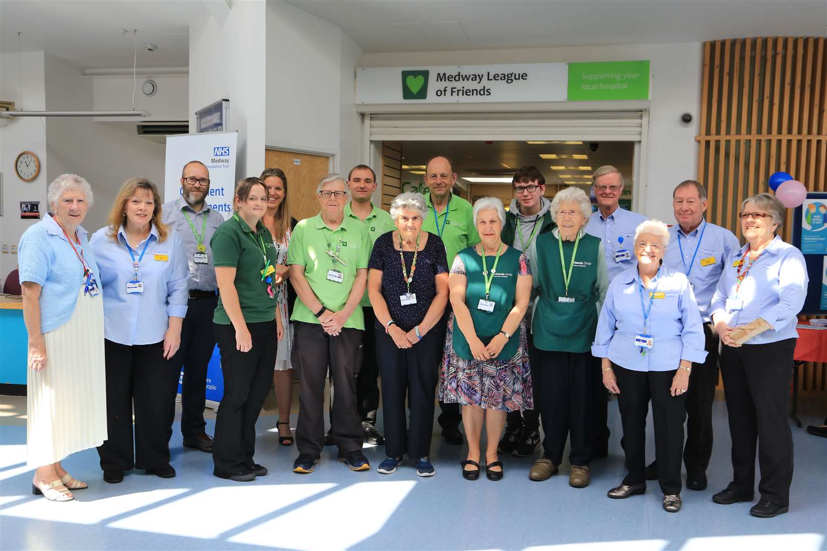 Volunteers at Medway Maritime Hospital (11899876)