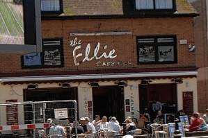 Ellie Cafe Bar