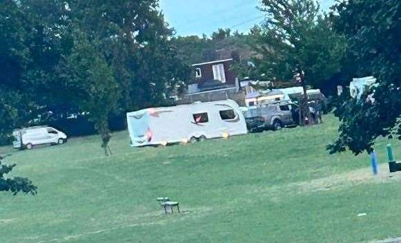 Travellers have been spotted pitching up at Wombwell park in Northfleet on Monday evening