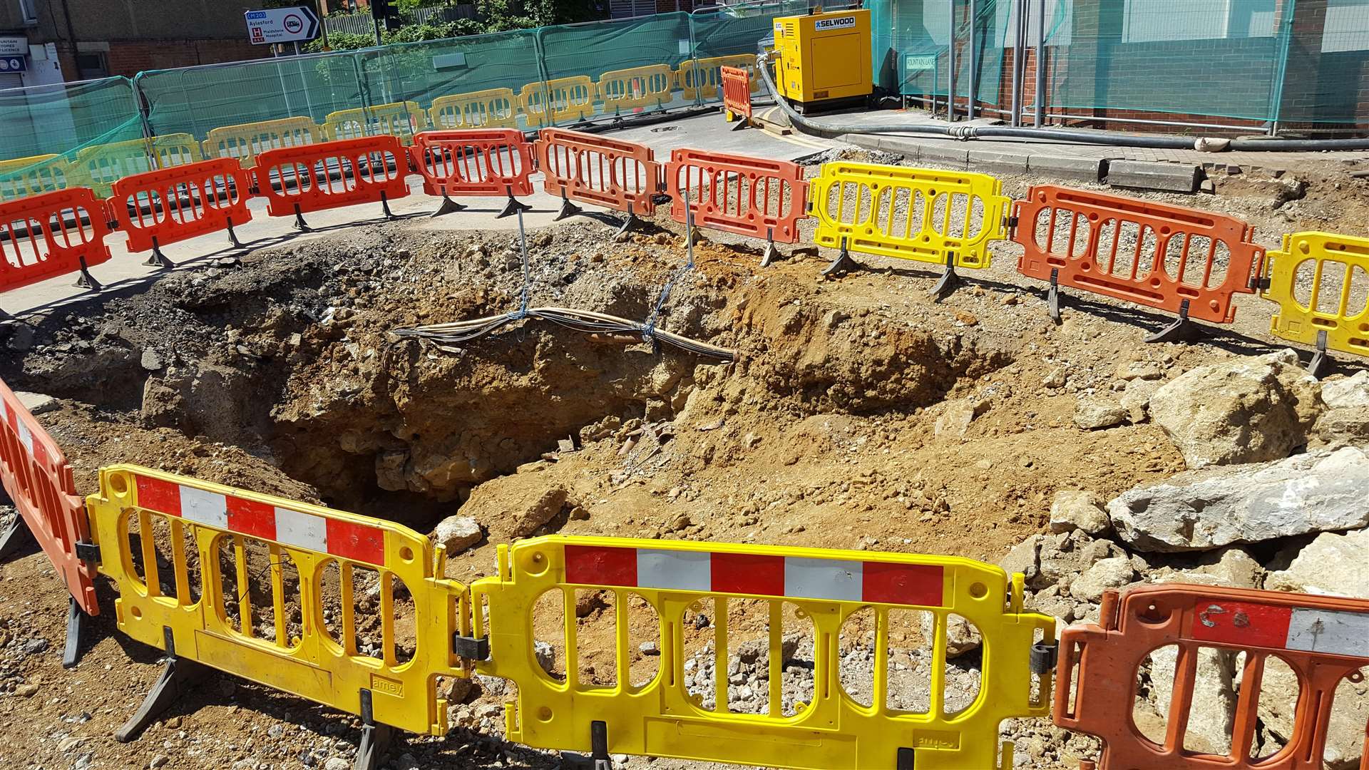 The sinkhole in Tonbridge Road