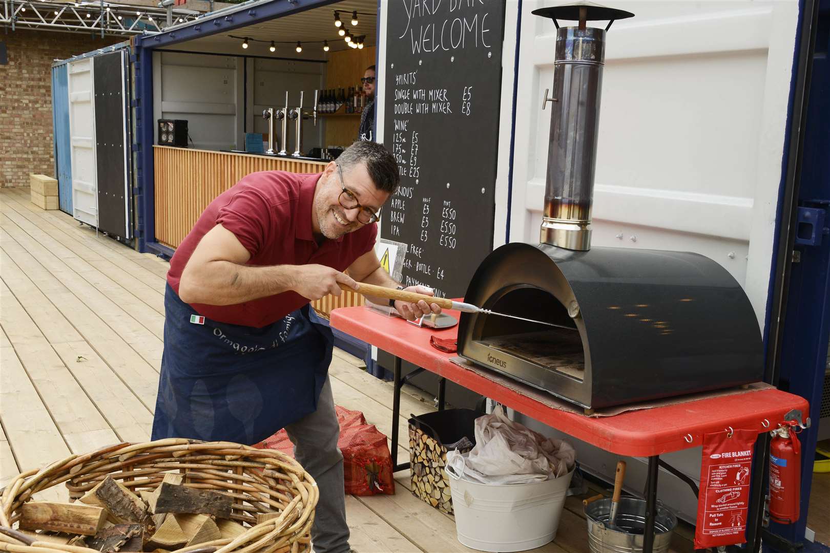 Makanade Fine Foods' Stefano Cuomo with his Wood Pizza oven.Picture: Paul Amos. (15071204)