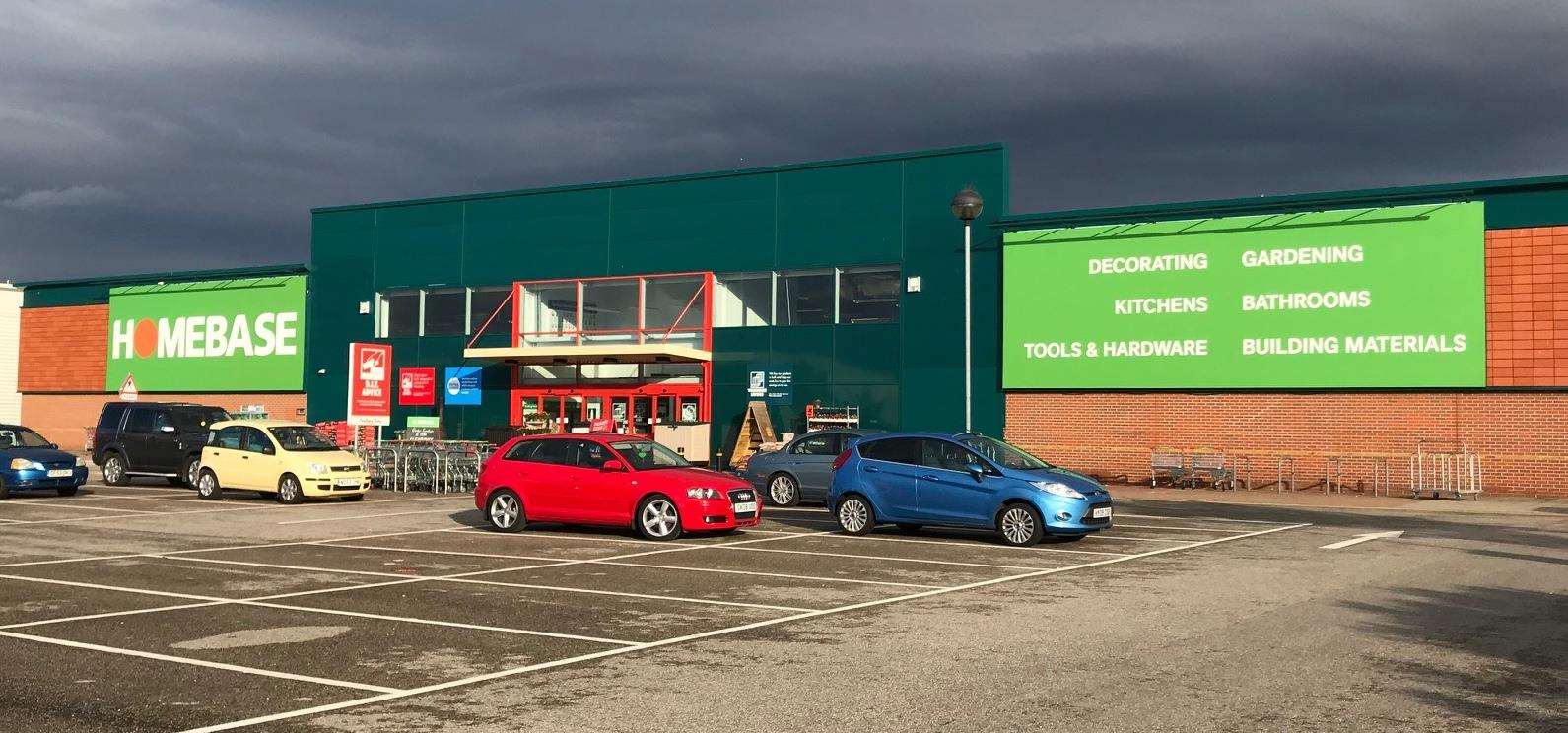 B&M plans to take over Homebase store in Sittingbourne Retail Park