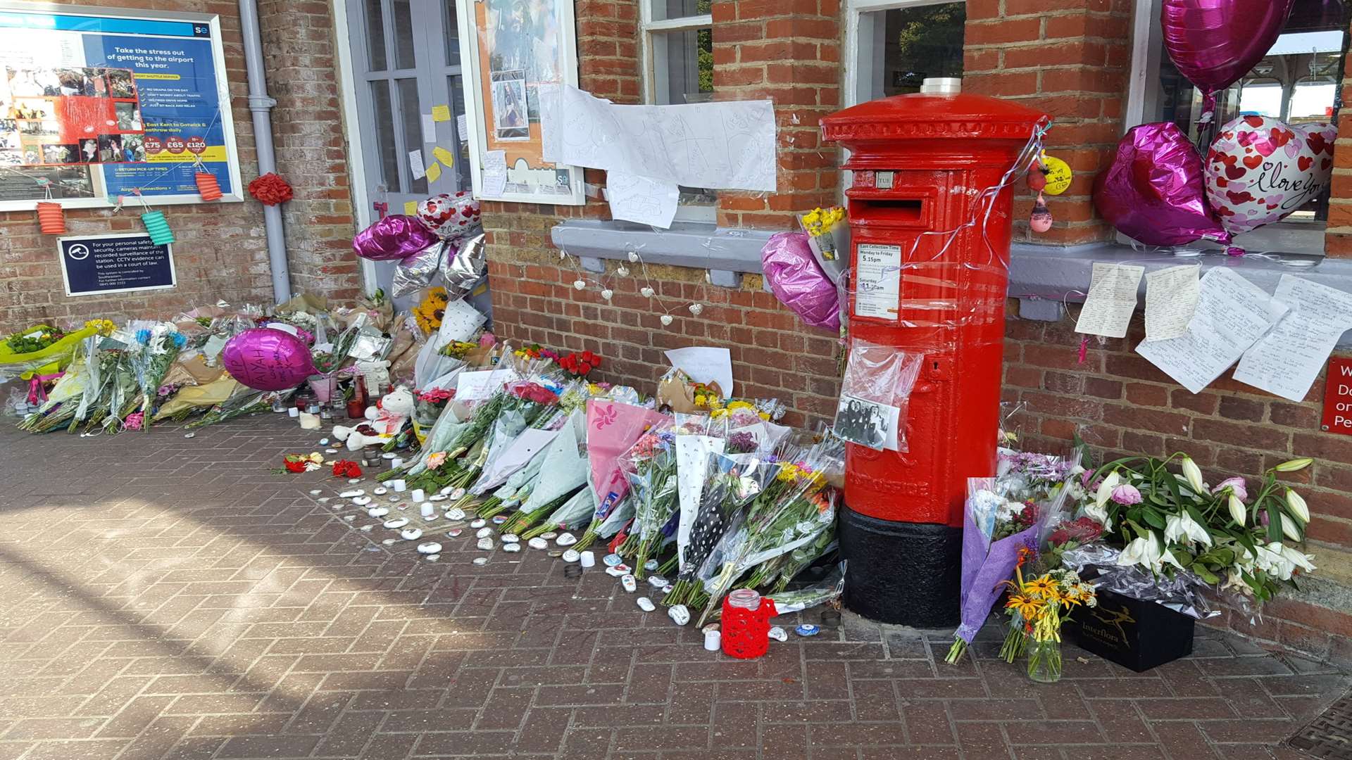 Flowers and messages for Taiyah-Grace Peebles at Herne Bay railway station