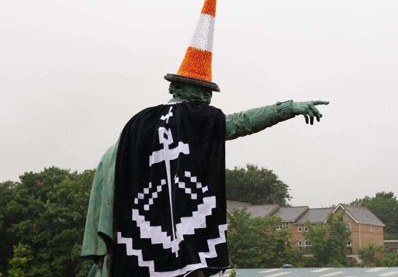 Landmark Thomas Waghorn statue is yarn bombed