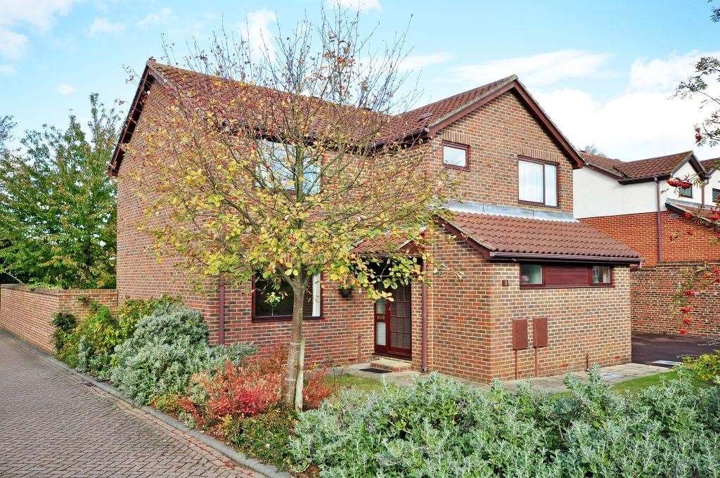 This four-bedroom detached house, ranked as the eight most expensive in the street, has an estimated price of £663,000. Photo: Zoopla