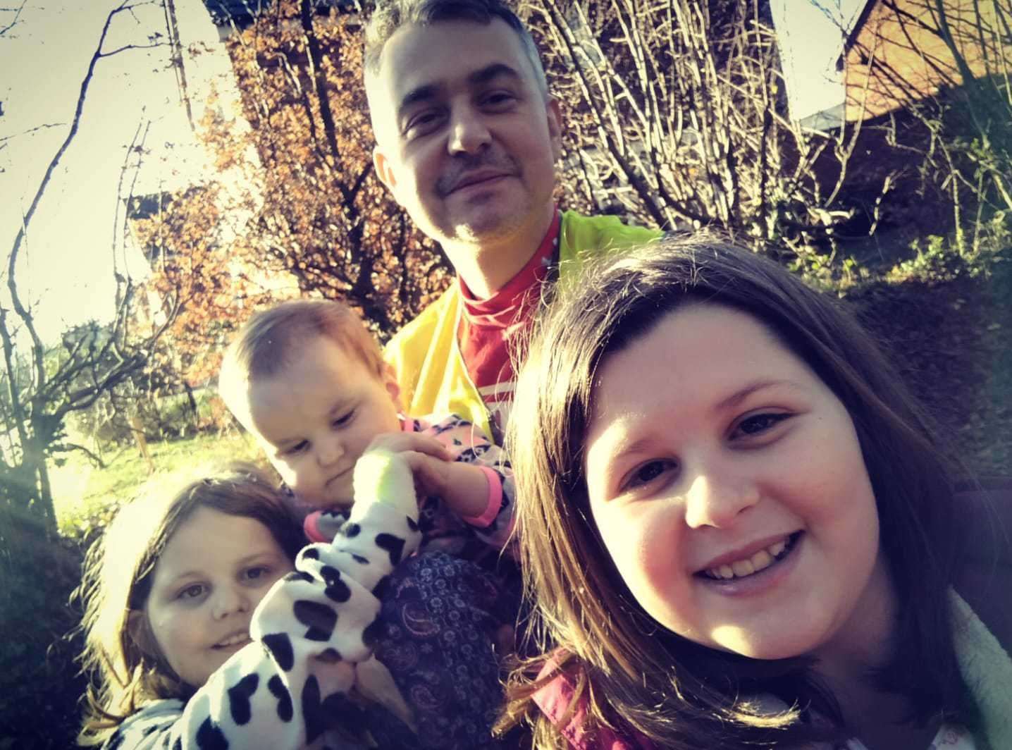 Maidstone baby Krysia with dad Kamil Szadkowski with sisters Nina, 8, left, and Lilia, 10, right. Picture: Tree of Hope