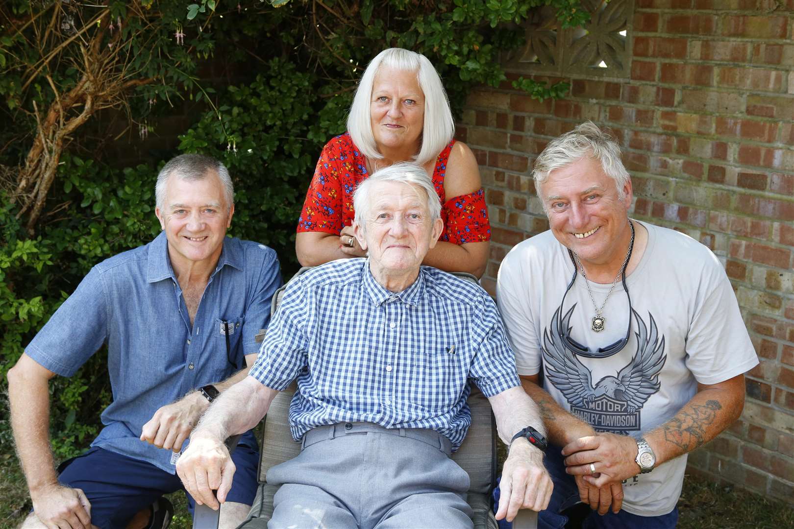 Dennis Whyard with his children Mick Whyard, Janice Whyard & Robert Whyard