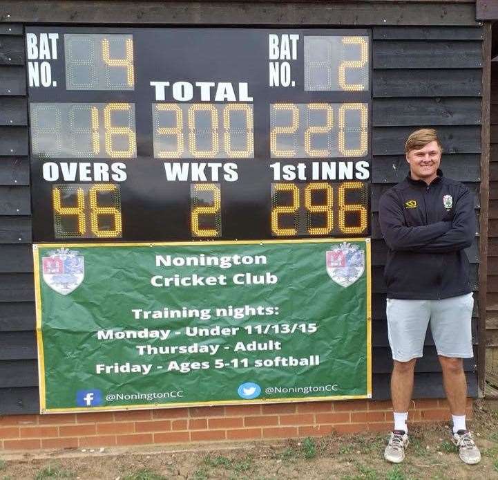 Jason Van Dyk struck a Nonington club record 220 as they beat Whitstable