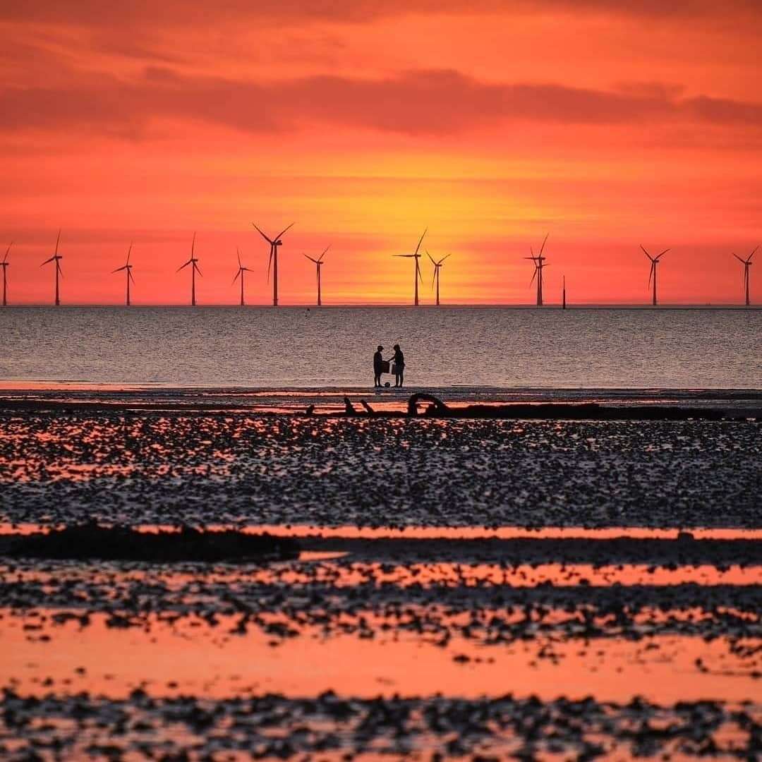 Vattenfall wind farm off the coast of Thanet. Picture: @mals6
