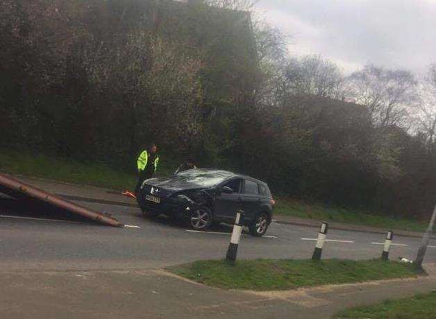 A man's been arrested on suspicion of dangerous driving and possession of class B drugs after a crash in Lunsford Lane, Larkfield