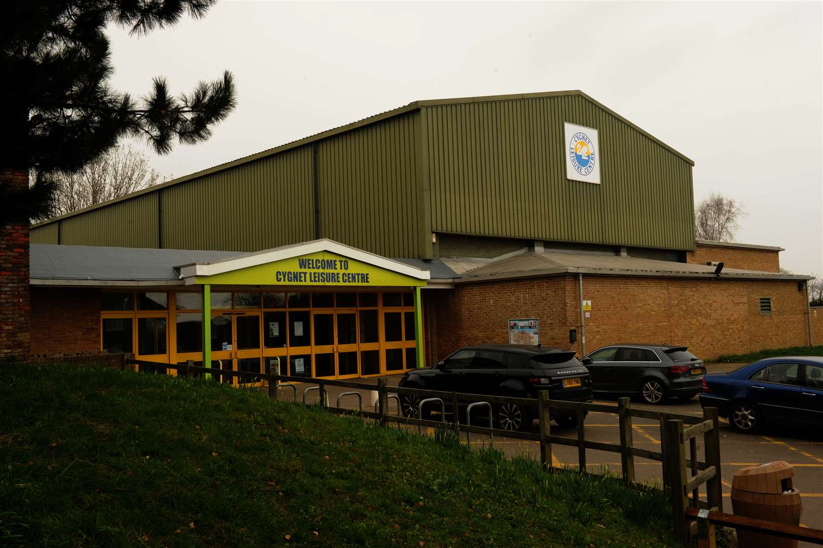 Cygnet Leisure Centre, Old Perry Street, Northfleet