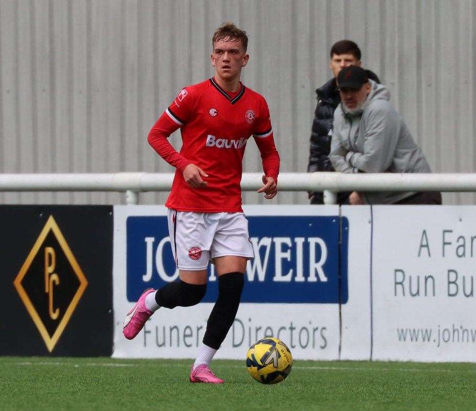 Defender Harvey Broad - turned professional after coming through Chatham’s youth set-up. Picture: Max English (@max_ePhotos)