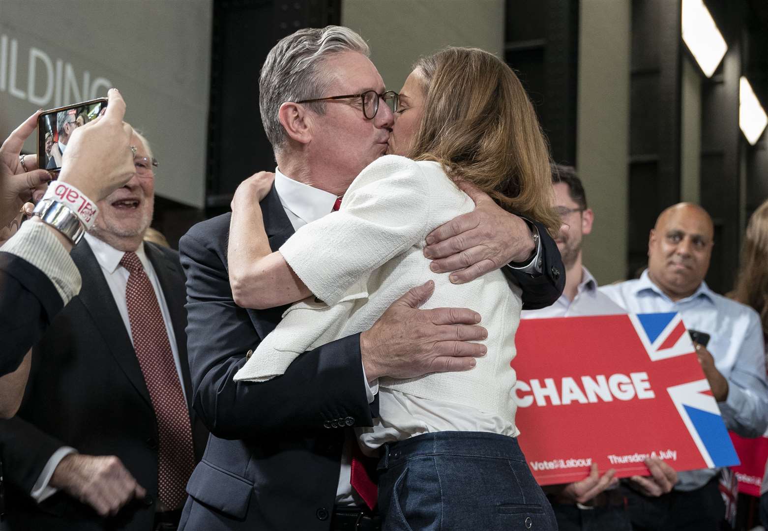 Sir Keir Starmer embraces his wife Lady Starmer at Tate Modern (Jeff Moore/PA)