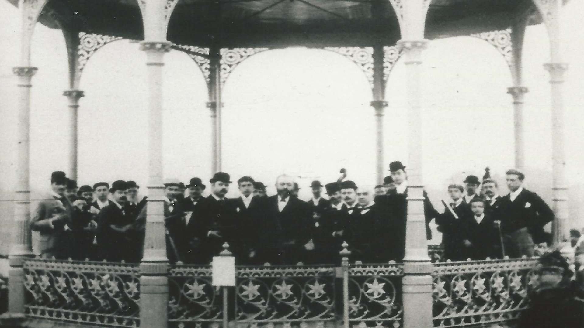 Faversham Rec once had a bandstand.