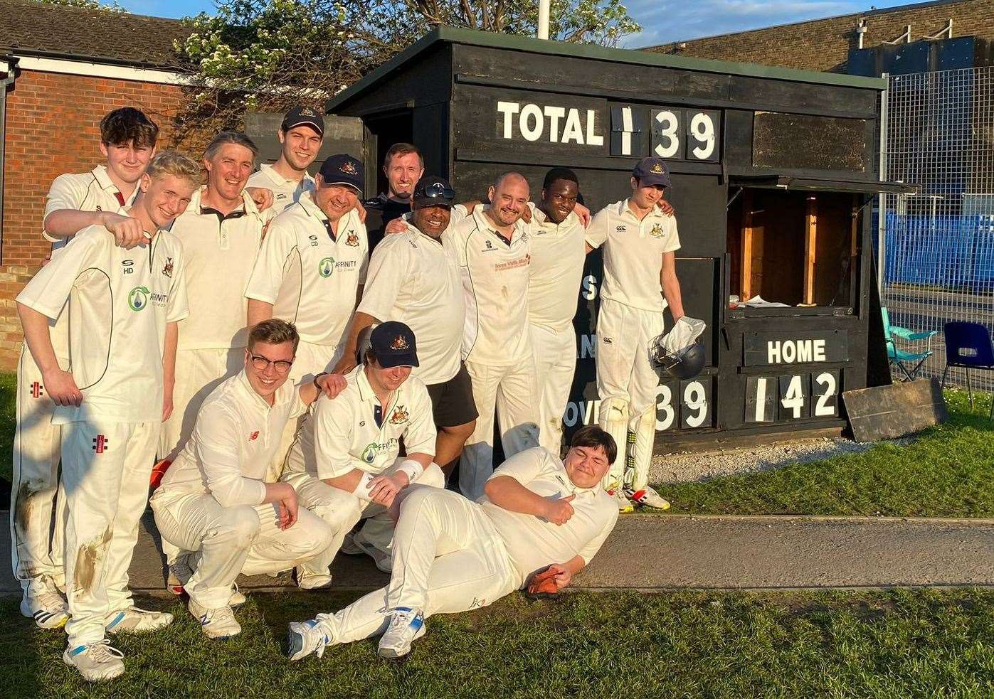 Old Williamsonians cricket club have re-formed ahead of the 2024 Kent League season and played Kenley in a warm-up game - winning by two runs