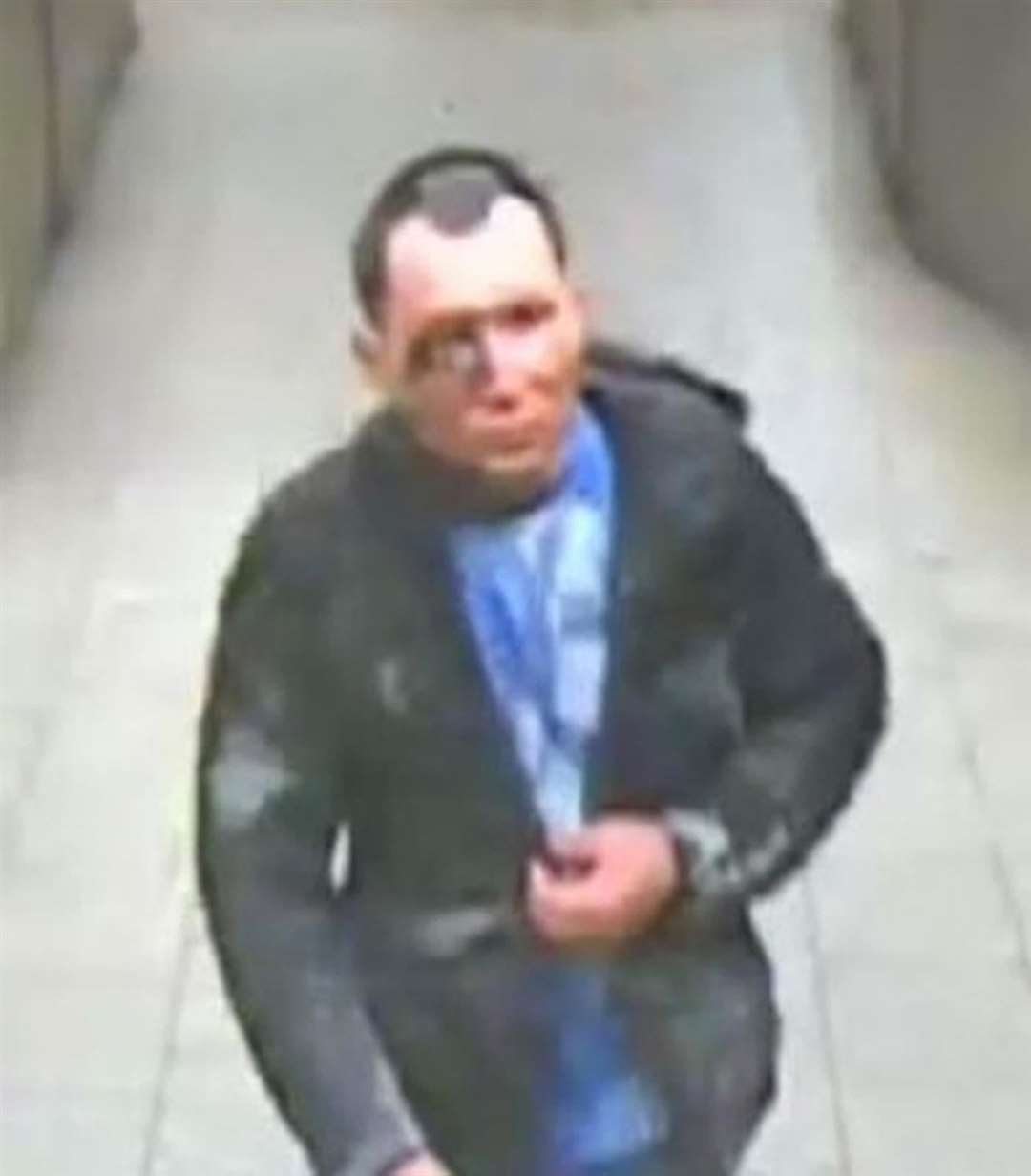 A CCTV of Abdul Ezedi at King’s Cross Underground station at 9pm on January 31 (Metropolitan Police/PA)