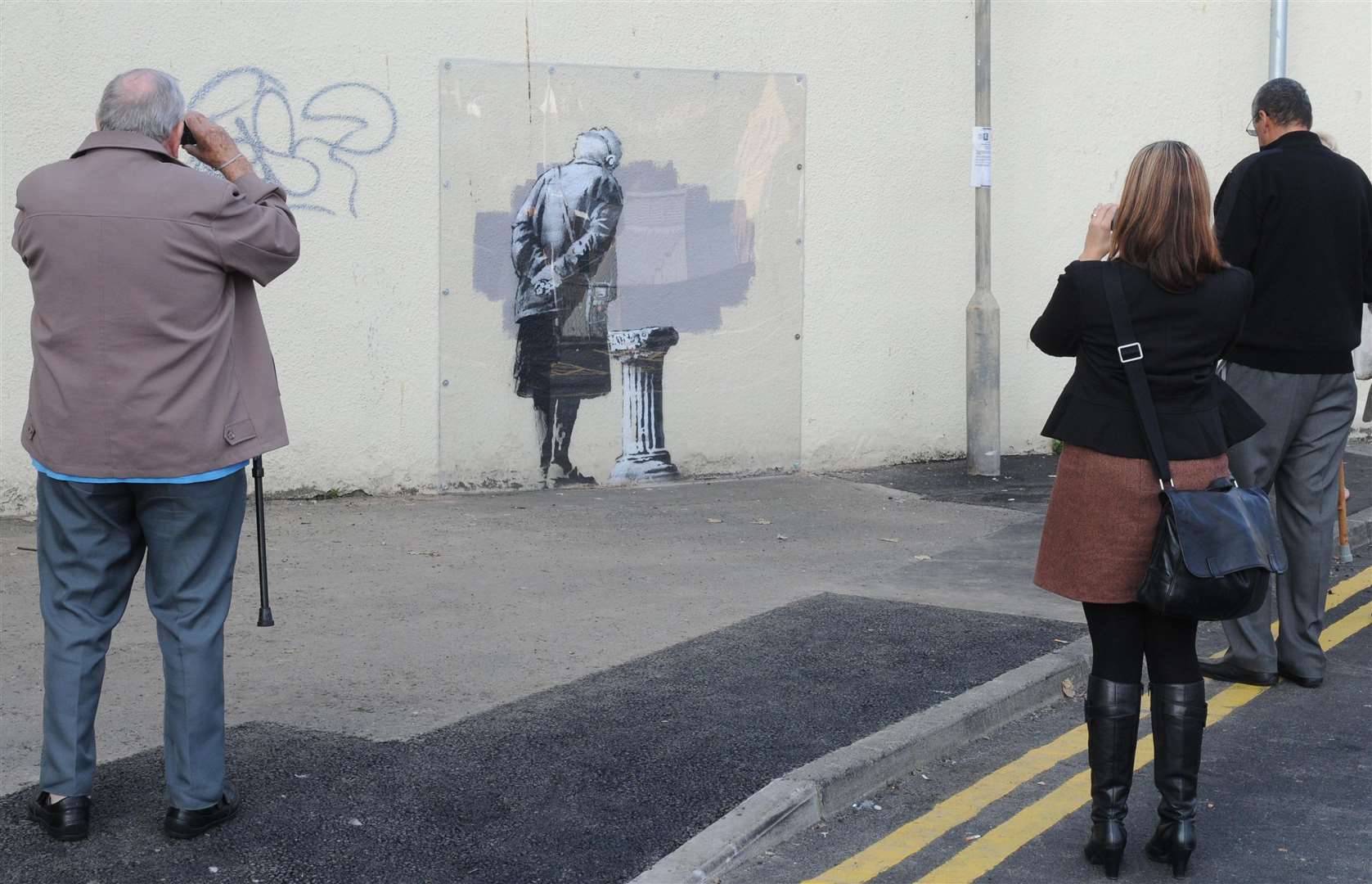 Banksy's work Art Buff in Folkestone, before it was removed