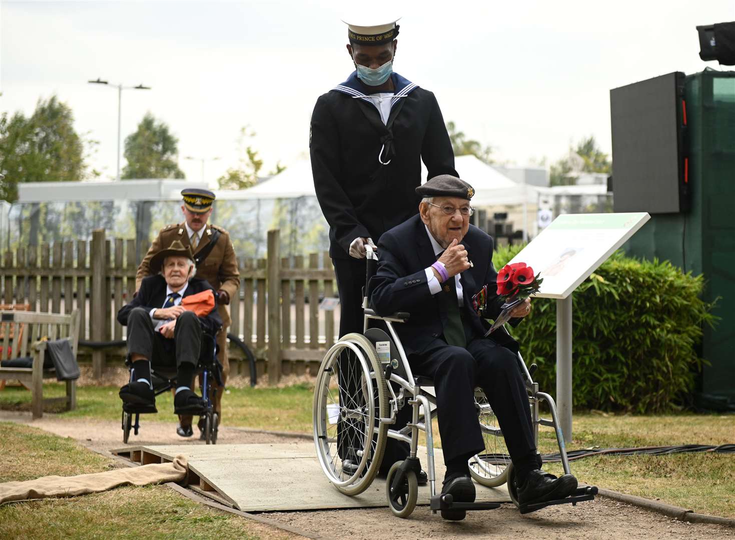 Veterans arrive for the service (Oli Scarff/PA)