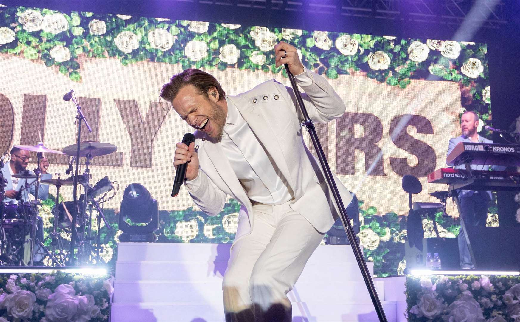 Olly Murs performing at Dreamland on his Marry Me tour on 2023. Picture: Jasmine Marceau