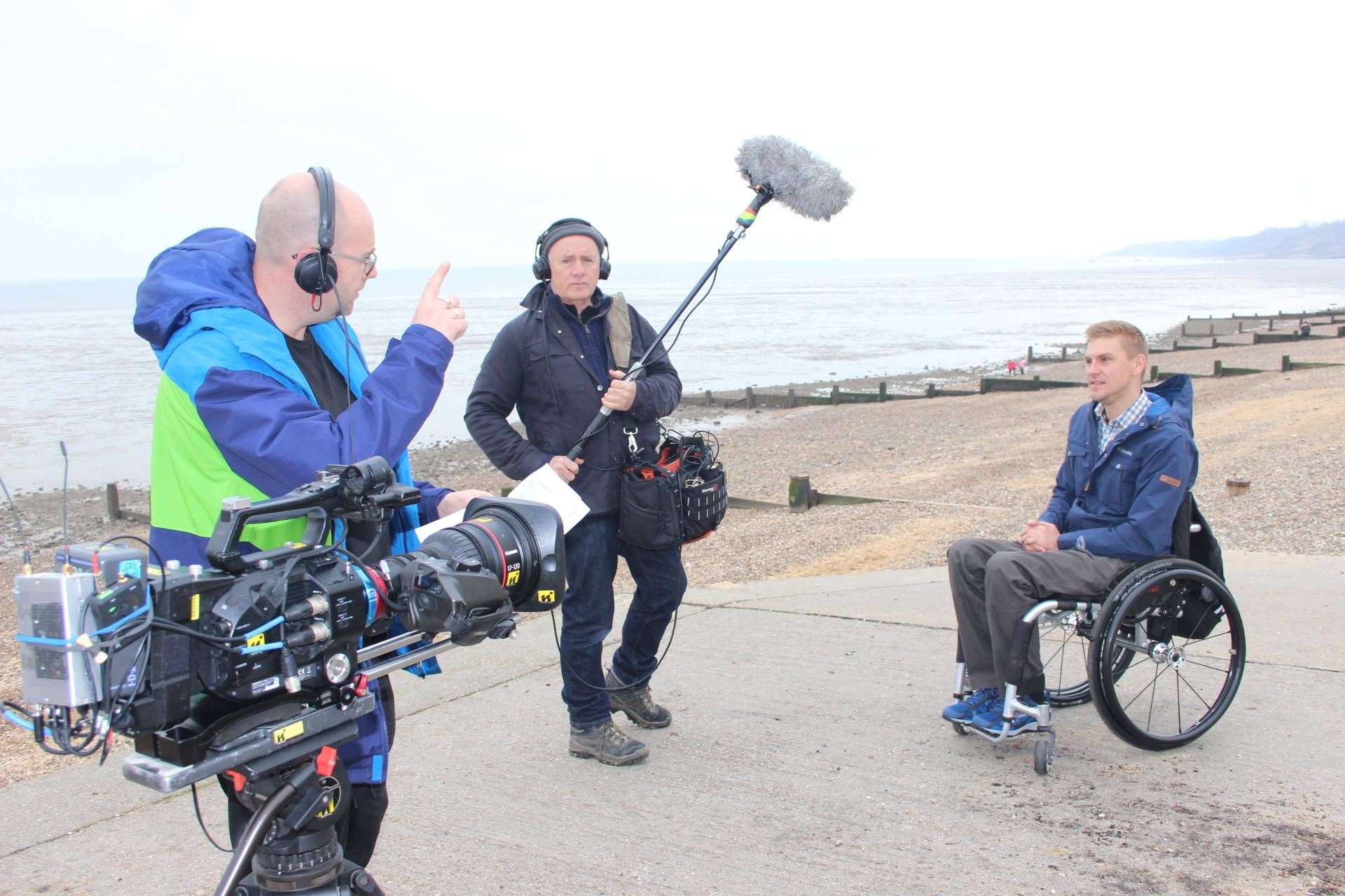 Action: TV presenter Steve Brown records the BBC One programme Blue Planet UK on the beach at Minster (7820236)