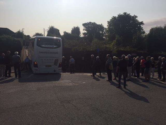 A Danish coach stuck in Blue Bell Hill (3808347)