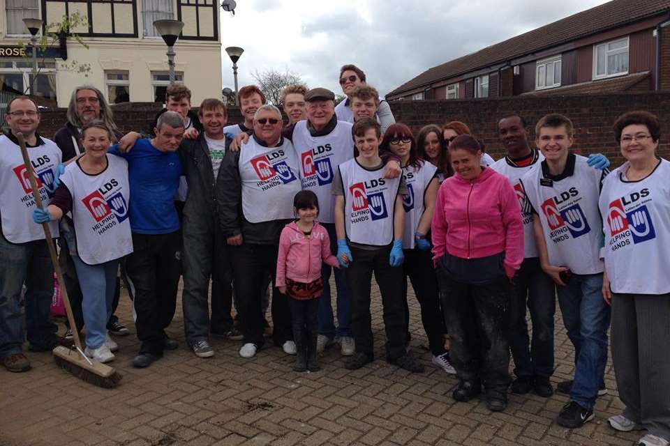 A group of volunteers give The Rainbow Centre in Ebbsfleet a vibrant new look.