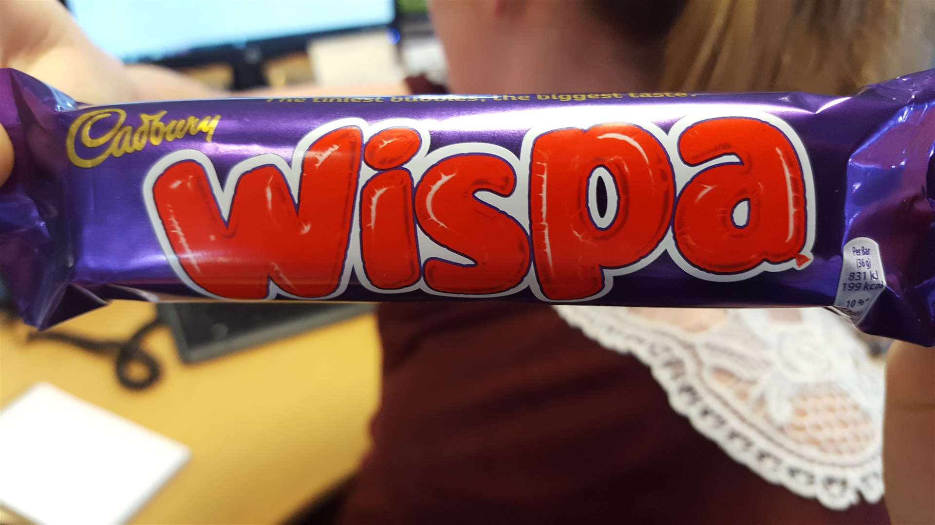 Cadbury Wispa Chocolate Bar 36g (Pack of 12)