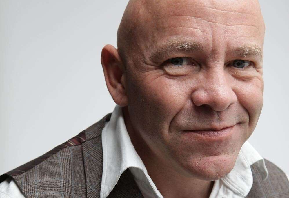 Dominic Littlewood to join other TV presenters at South East Property ...