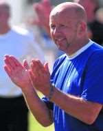 Herne Bay manager Simon Halsey