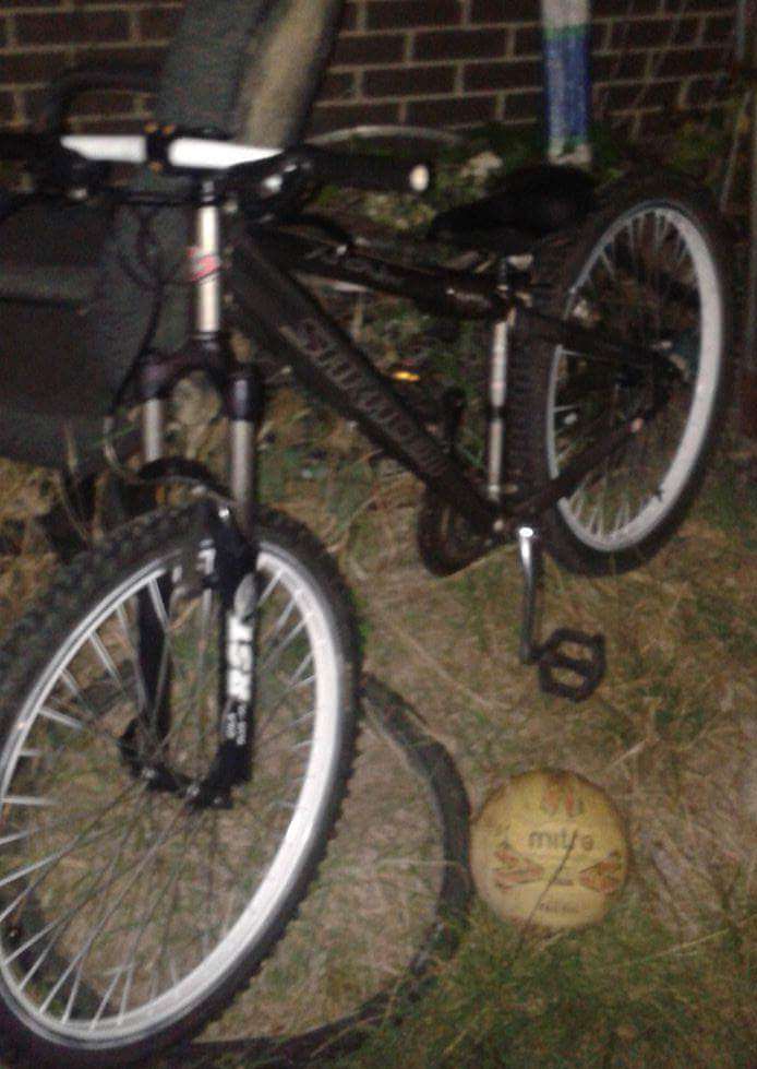 The victim had his black, red and white coloured Saracen bicycle stolen