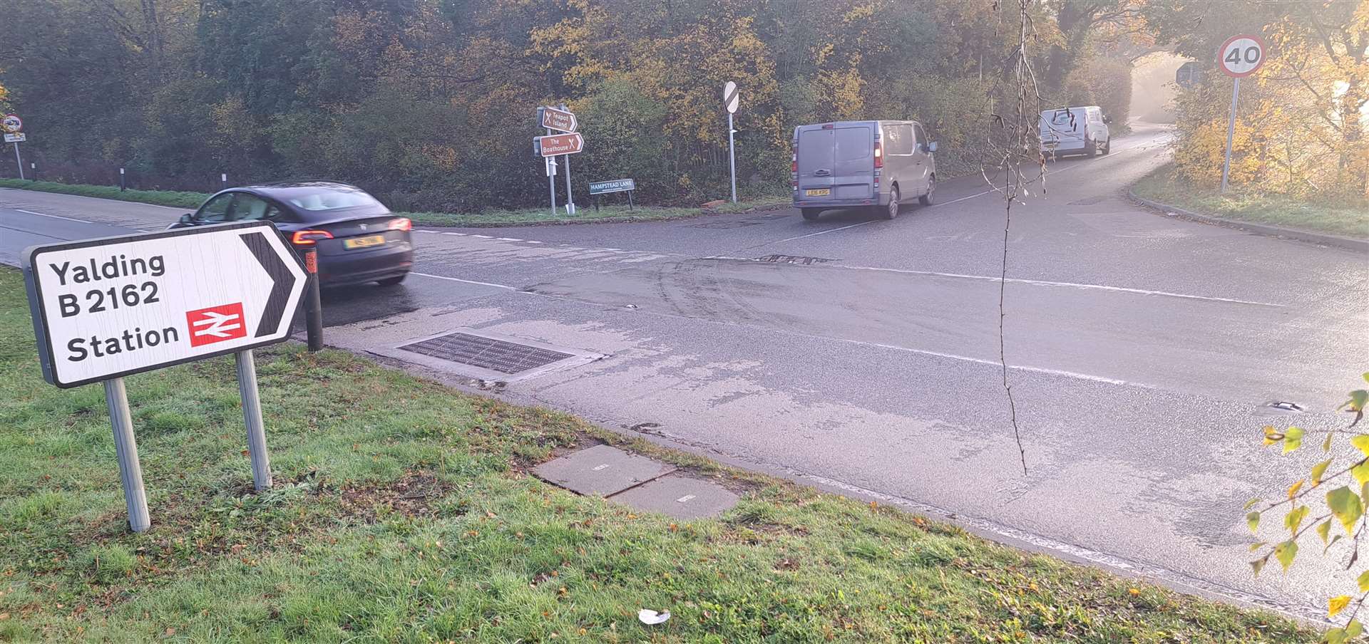 The disputed junction of Hampstead Lane with Maidstone Road