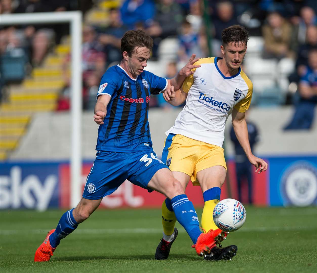 Alex Lacey in action for the Gills Picture: Ady Kerry