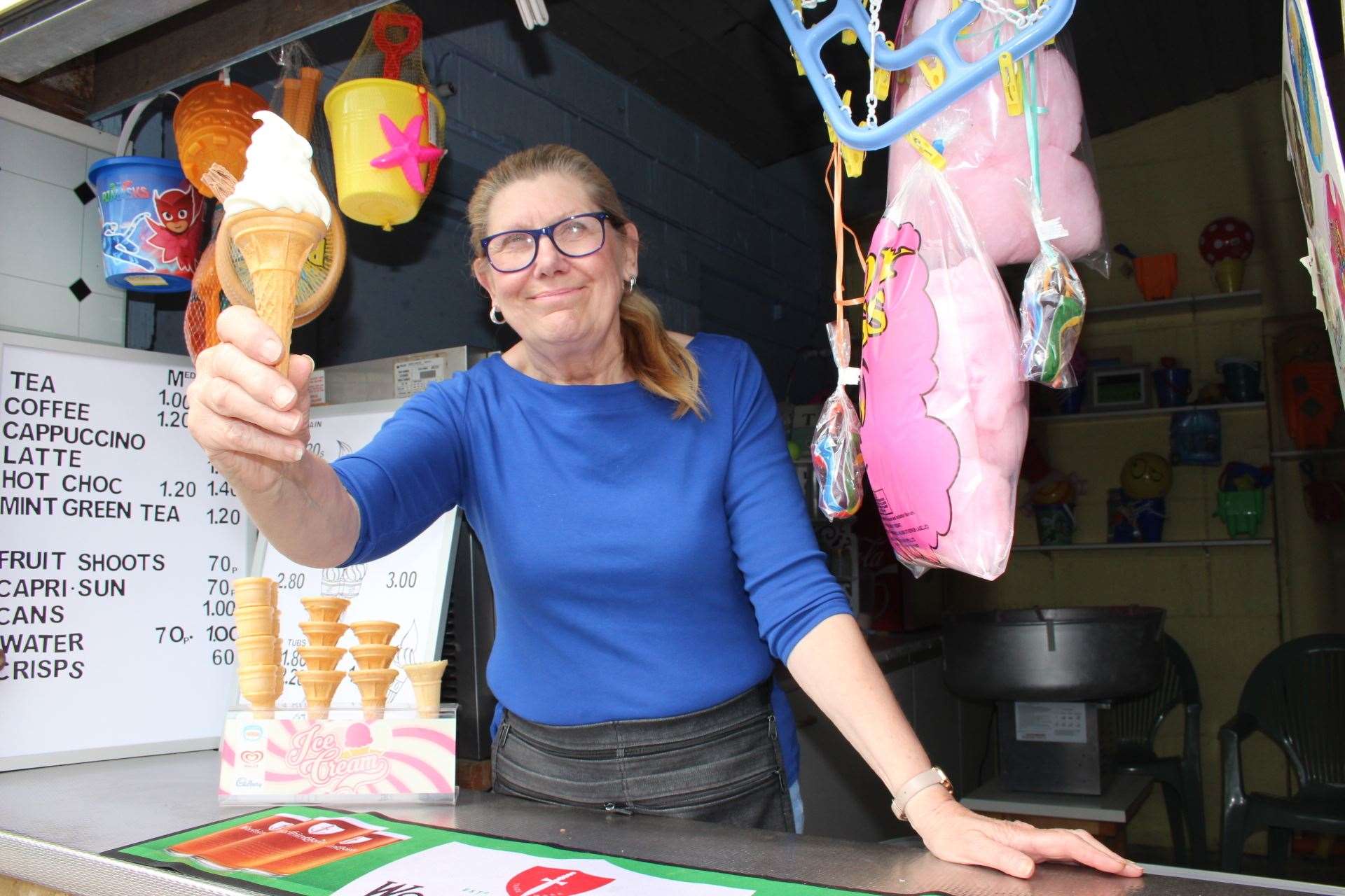 Ice-cream seller Janet Deadman at her hut in Beach Street, Sheerness. Picture: John Nurden (12009230)