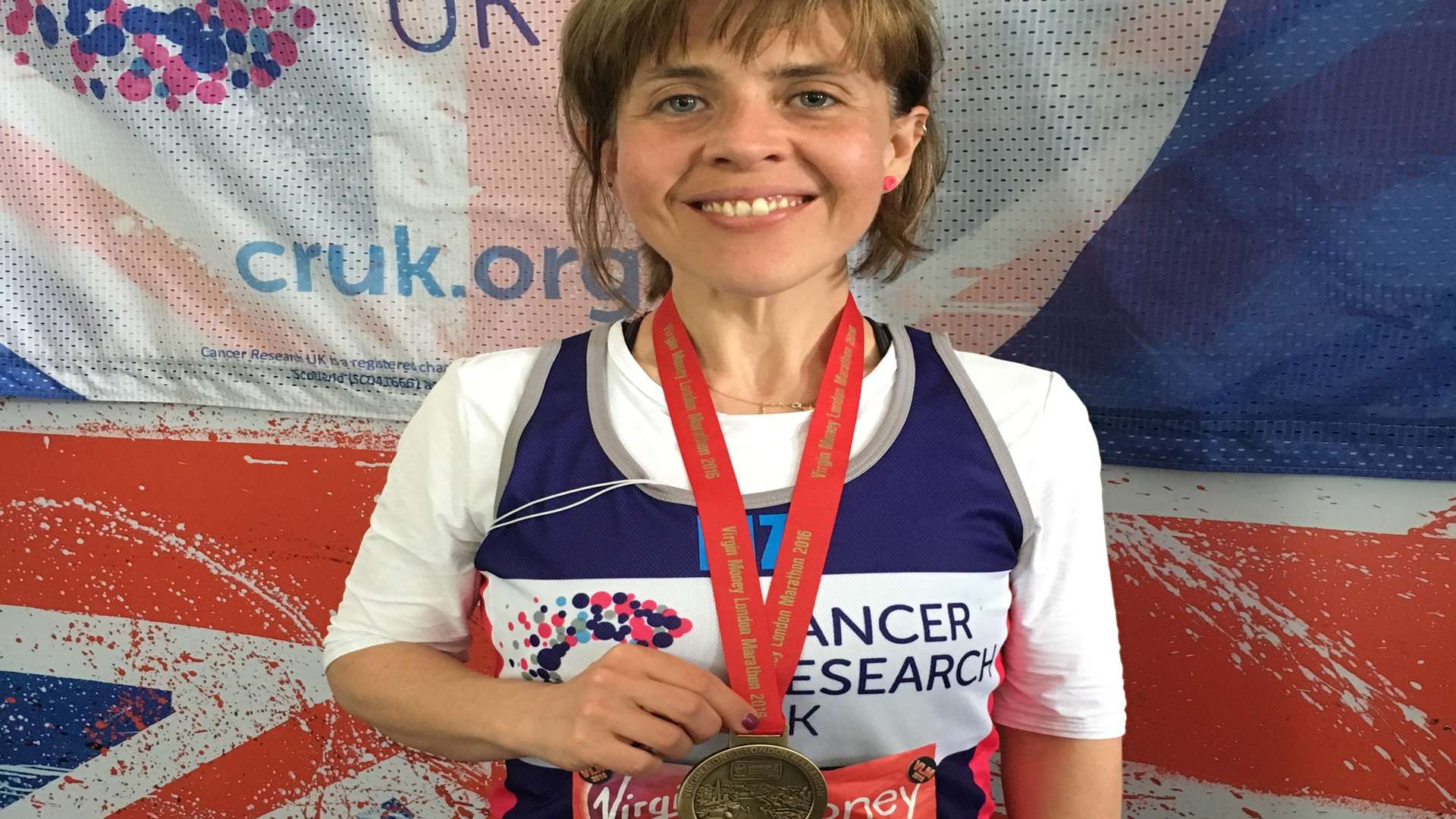 Liz Hiscutt, in the Slimming World team, ran this year's Virgin Money London Marathon for Cancer Research UK