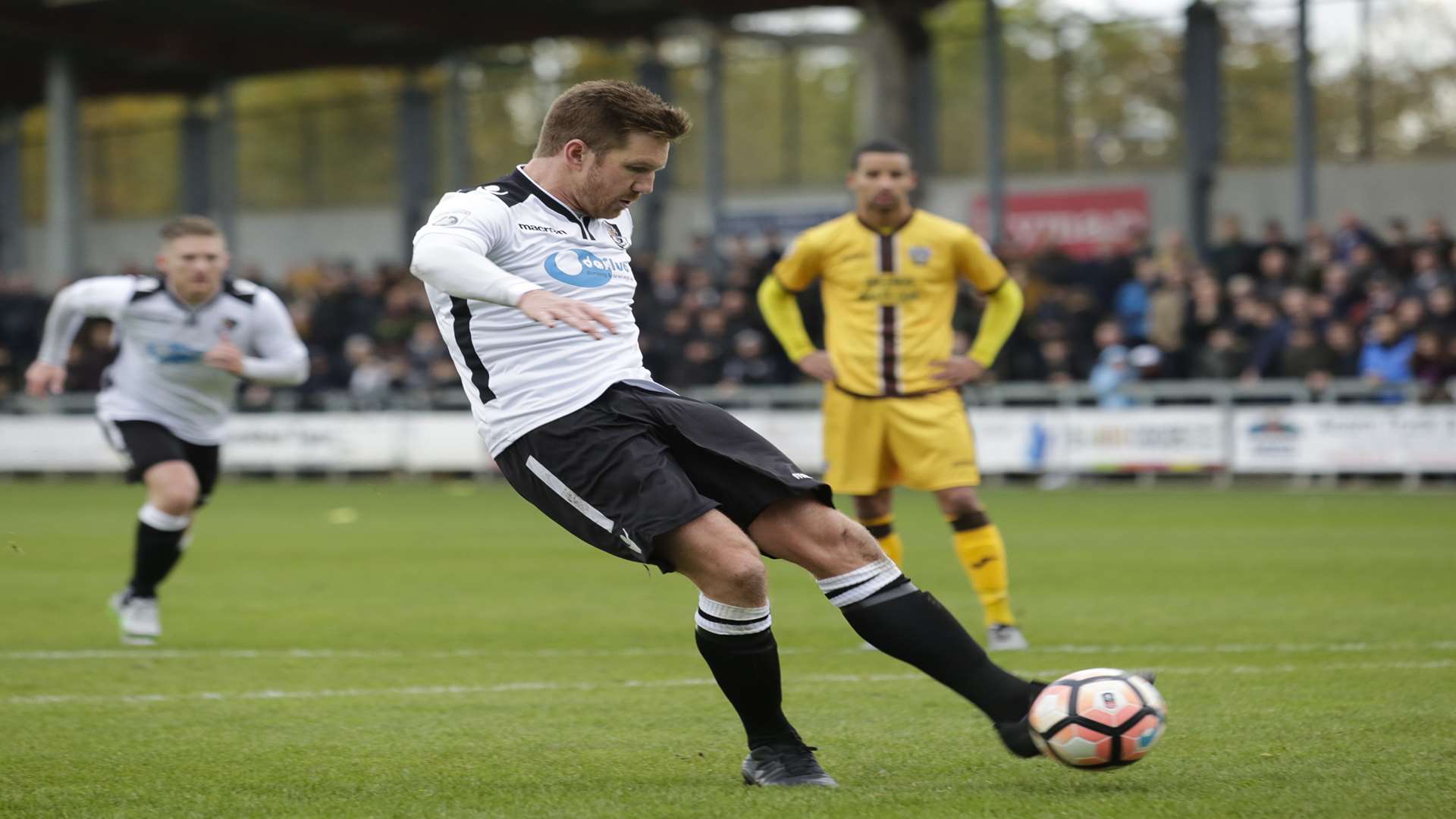 DARTFORD FC  IN CONVERSATION WITH DANNY HARRIS - Dartford