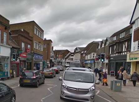 Police were called to Sevenoaks High Street yesterday.