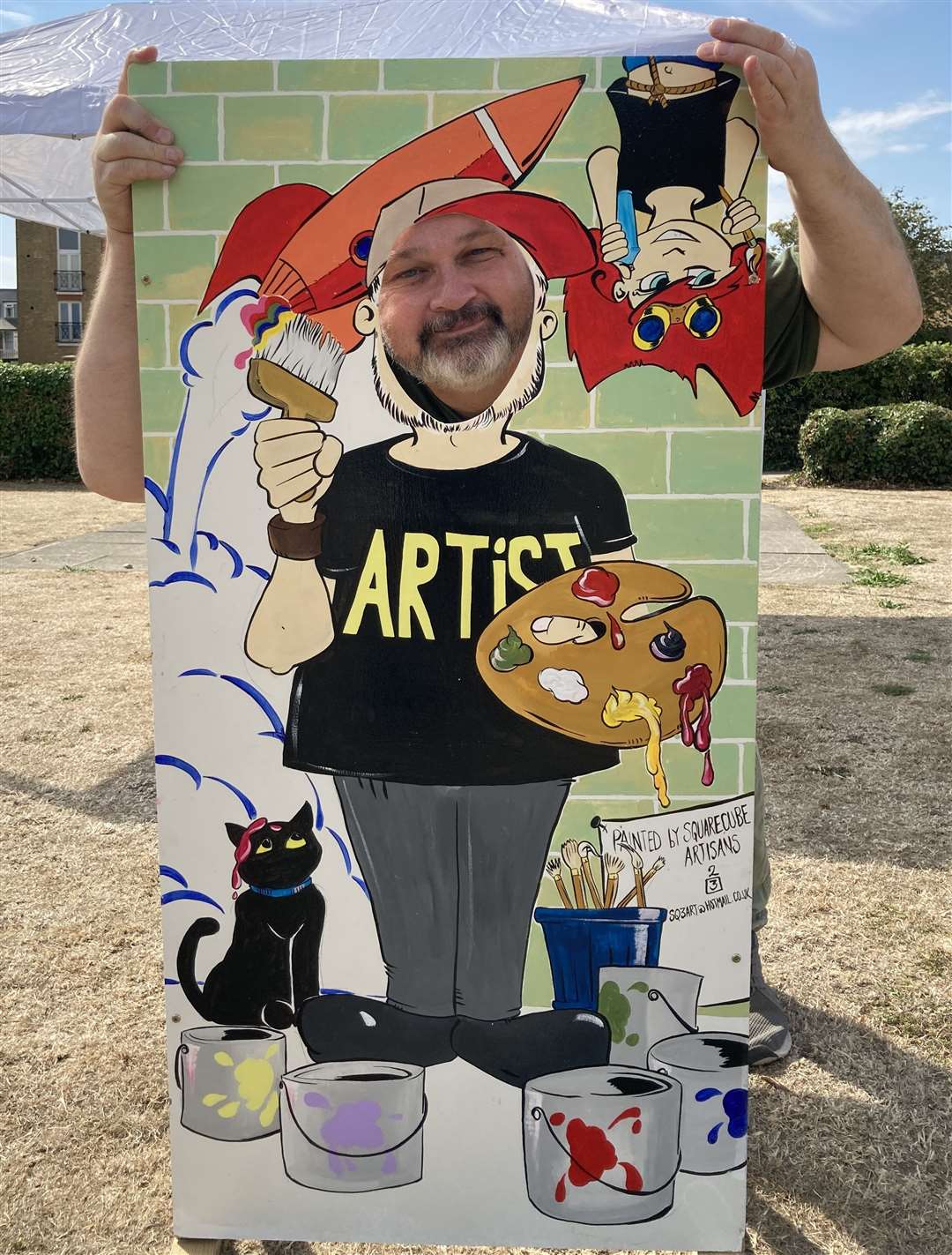 Artist Richard Jefferies gets some of his own medicine when he poses with one of his own funny faces at Beachfields as part of the Sheerness Festival of the Sea